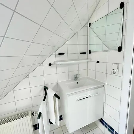 Apartment Fewo-julius Am Weser-sandstrand Berne