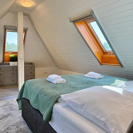 Fewo-julius Am Weser-sandstrand * Berne